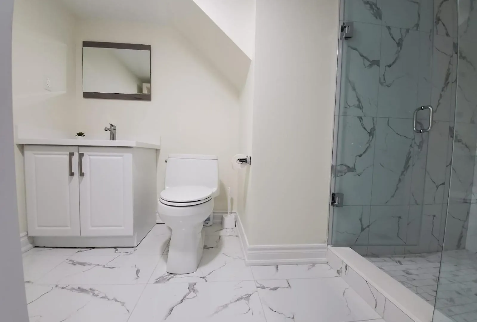 Mins Walk To Trinity Bellwood Park From Your Apartment Downtown Toronto